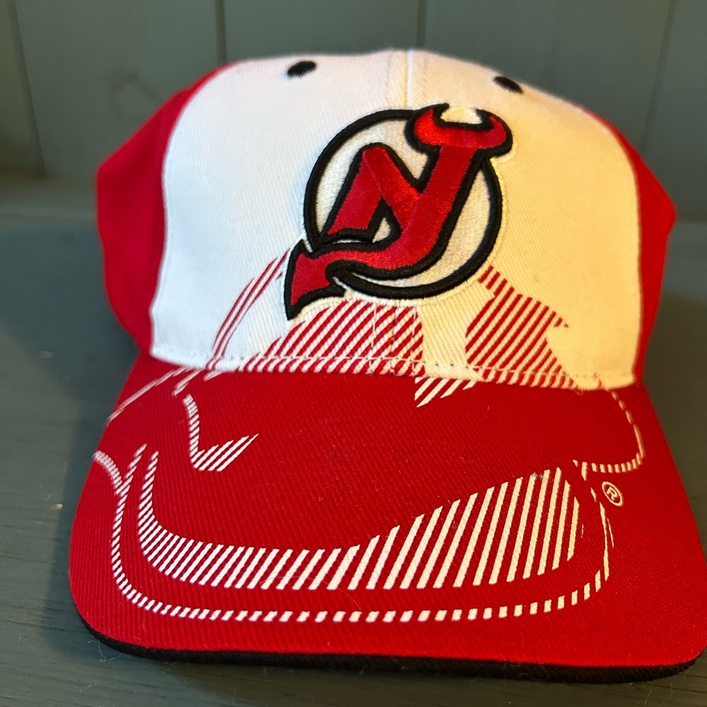 NWT New Jersey Devils NHL Men’s Fan Favorite Hat